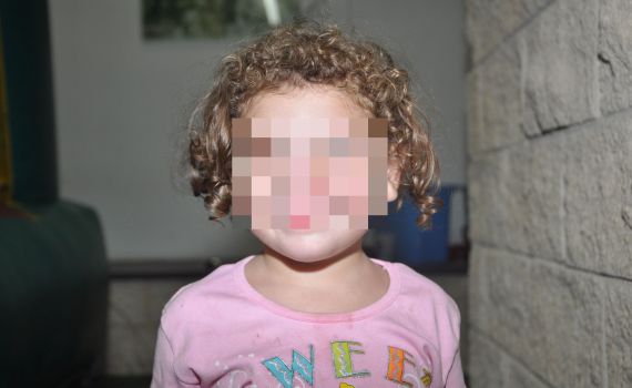 יד לאחים מנהל מאבק על גורלה היהודי של פעוטה