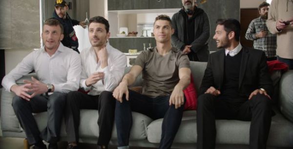 לאחר 12 שנה: הוט מחליפה את הסמל שלה