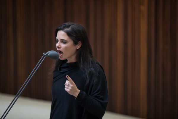 השמאל ידון: "המתקפה של שרת המשפטים על בגץ"