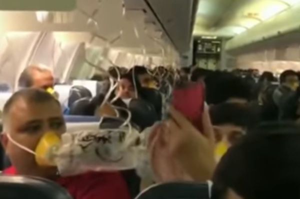 אימה בטיסה: עשרות נוסעים החלו לדמם מהאזניים ומהאף