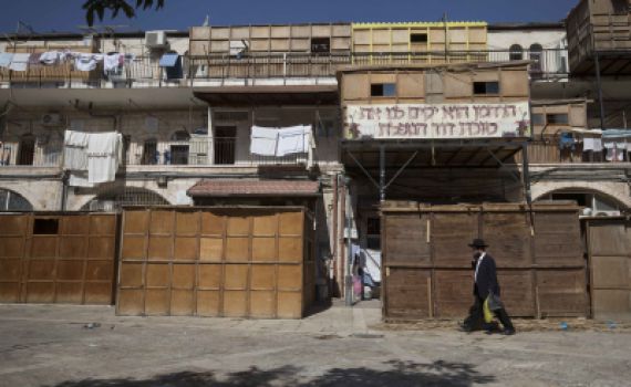 'זכר ליציאת מצרים'?אז למה סוכות לא בחודש ניסן? צפו