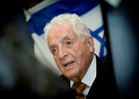 איש העסקים והח"כ לשעבר פלאטו שרון הלך לעולמו