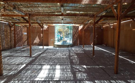 כשני מליון דולר • תיעוד: זה קישוט הסוכה היקר בעולם