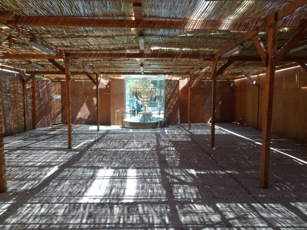 כשני מליון דולר • תיעוד: זה קישוט הסוכה היקר בעולם