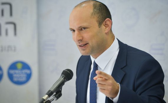 בנט: "לטפל במוטי אלון בכל הכלים שיש לרשויות החוק"