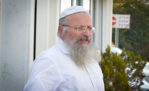 הרב אליהו: "מי שמדבר ככה לא יכול להיות רמטכ"ל"