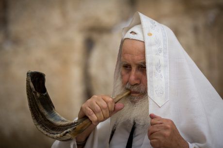 3 סיפורים קצרים שיעזרו לכם להכנס לראש השנה