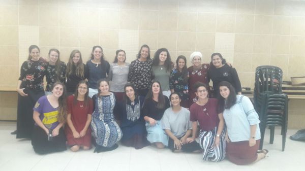 "בנות שירות לאומי עושות הרבה יותר מבנות בצבא"