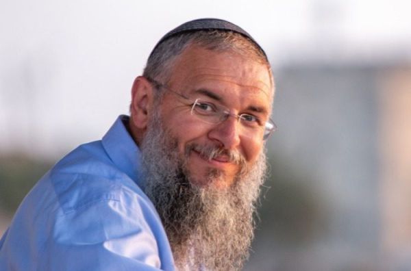 "ממשיכים בעשייה": שלמה נאמן פותח מסע בחירות