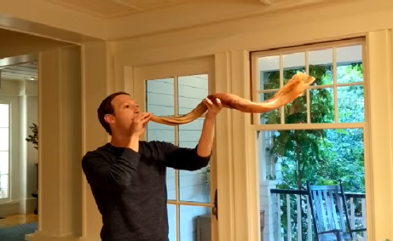 צפו: מארק צוקרברג תקע בשופר וחטף מהרשת