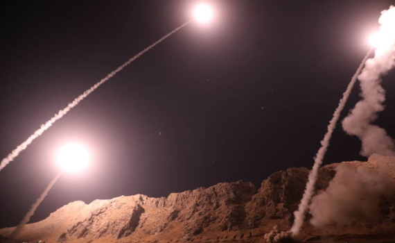 בתגובה לפיגוע: איראן תקפה בסיס דאעש בסוריה