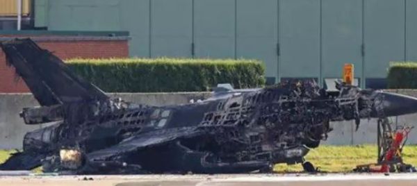 אופס: מכונאי ירה בטעות על מטוס קרב והשמיד אותו