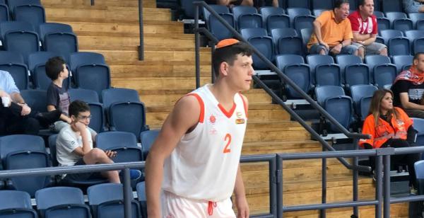 ראיון לסרוגים: הכדורסלן הדתי היחיד בליגת העל