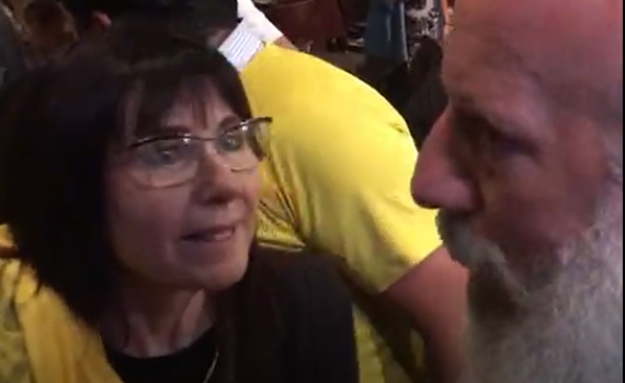 אמא של עופר ברקוביץ' תצביע ליוסי דייטש? צפו