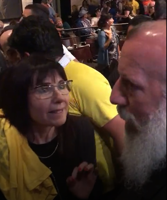 אמא של עופר ברקוביץ' תצביע ליוסי דייטש? צפו