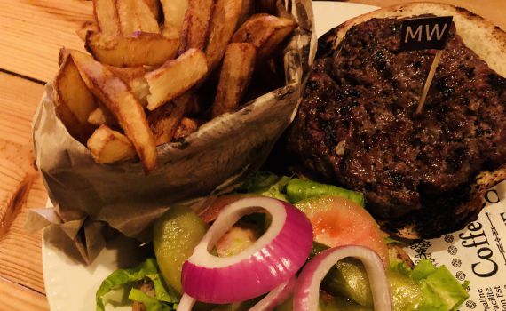 בקתה קטנה בערבה| ביקורת מסעדות