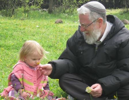 שבוע לפטירתו: הבן סופד לרב יוסף ולד זצ"ל