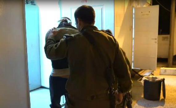 צפו: רגע לכידת המחבל מהפיגוע בחטמ"ר שומרון