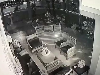 צפו: רגע פגיעת הטיל בבית בבאר שבע