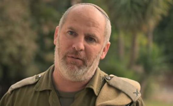 בעקבות הפרסום: התא"ל הסרוג תובע את כרמלה מנשה