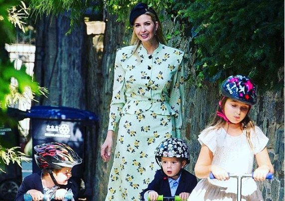 מפז יקרה: הלוק היקר של איוונקה לשמחת תורה