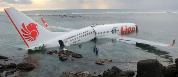 אסון באוויר: מטוס עם 188 נוסעים התרסק באינדונזיה