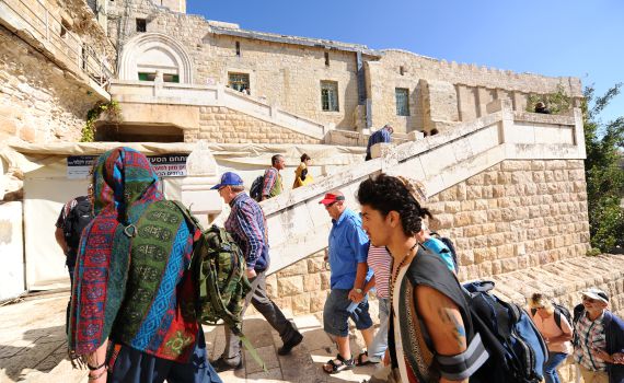 הלחץ עזר: תוקם מעלית במערת המכפלה