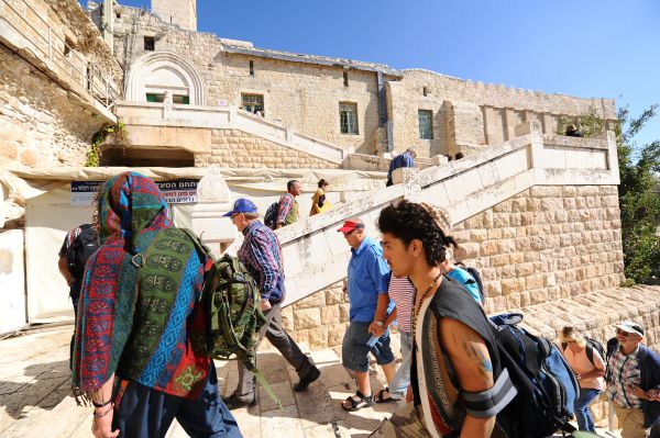 הלחץ עזר: תוקם מעלית במערת המכפלה