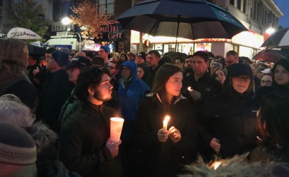 לזכר הקרבנות: יהודי ארה"ב בטקס הבדלה משותף