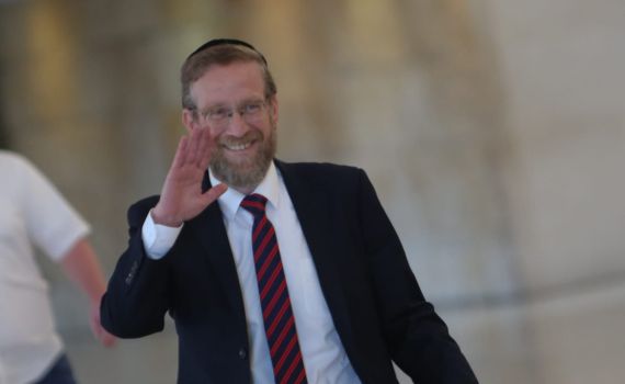 אחרי הכוויה באלעד: בש"ס מקדמים את חוק פינדרוס