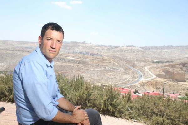 מהמקומי לארצי: מועמד חדש בבית היהודי