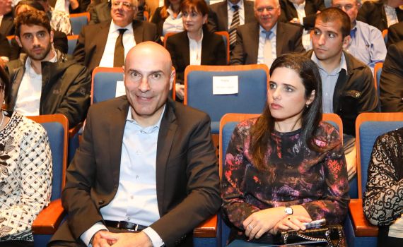 שקד על פרשת אפי נווה: 'מחכים לסיום החקירה'