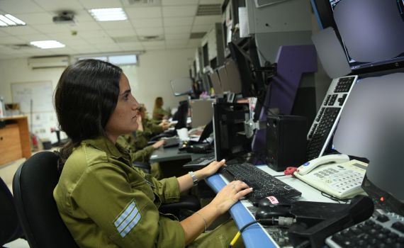 זיהוי מדויק של תצפיתנית מנע פיגוע סמוך לקלקיליה