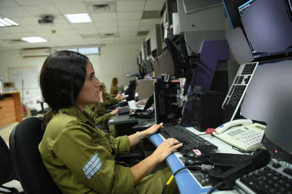 זיהוי מדויק של תצפיתנית מנע פיגוע סמוך לקלקיליה