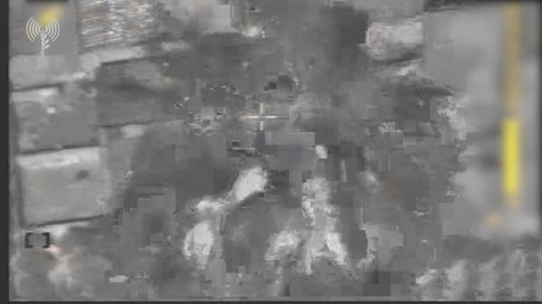 תיעוד: צה"ל תוקף עשרות יעדי טרור ברצועת עזה