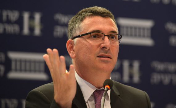 סקר:לפיד וגבאי מתאוששים; כמה מנדטים שווה סער?