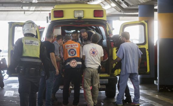 אירוע דריסה בביתר עלית; שוטר נפצע