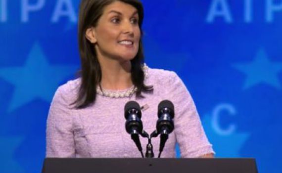 תעלומה: אז למה ניקי היילי באמת פרשה?