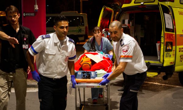 טרגדיה בבת ים: פועל נפל לפיר פינוי אשפה ונהרג