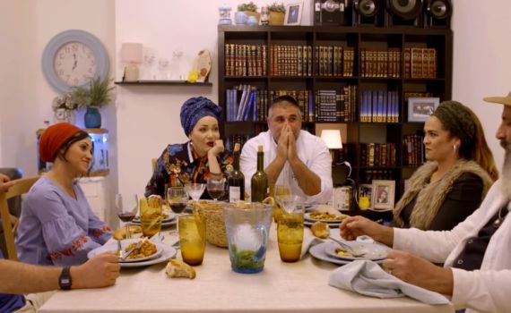 צפו: הזוג הדתי שחולל סערה ב'בואו לאכול איתי'