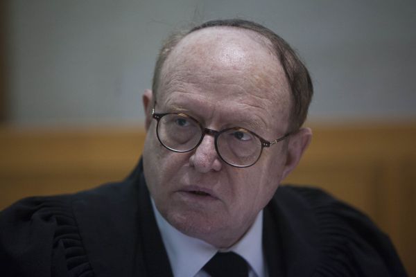 עורך דין צמרת ותלמיד חכם. צפו בשיעור של יעקב וינרוט