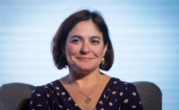 העיתונאית שהואשמה מגיבה לנכדתו של רבין