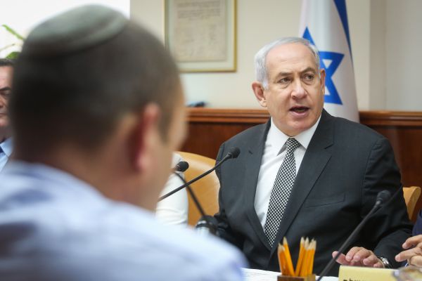 הקבינט דחה את פינוי חאן אל אחמר • בנט ושקד נגד