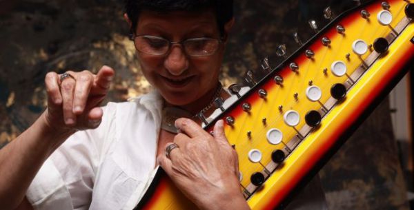 צפו: הדואט החדש עם אהובה עוזרי ז"ל