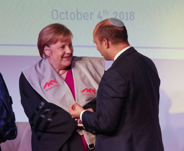 בנט נפגש עם מרקל: "ידידת אמת של ישראל"