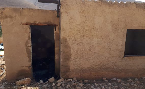 שתי גופות חרוכות נתגלו במבנה נטוש בבקעה