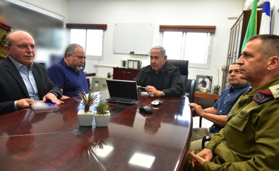 ליברמן האשים: "פוליטיקה קטנה על גב הרמטכ"ל"