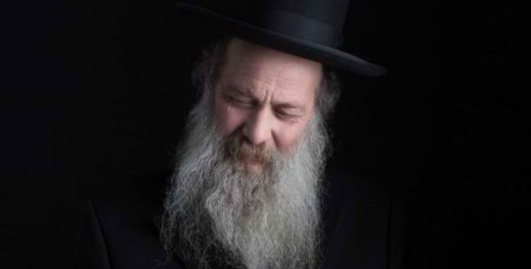שר מהנשמה: שולי רנד בחידוש מרגש לניגון החסידי