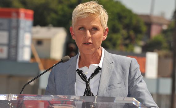 "הלב איתם": הכוכבים בהוליווד מגנים את הטבח בפיטסבורג