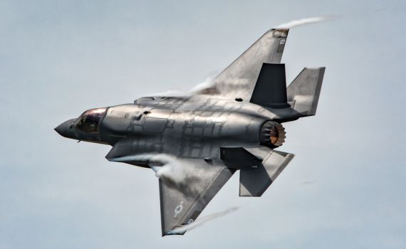 בעקבות תאונה: ארה"ב משביתה מטוסים צבאיים